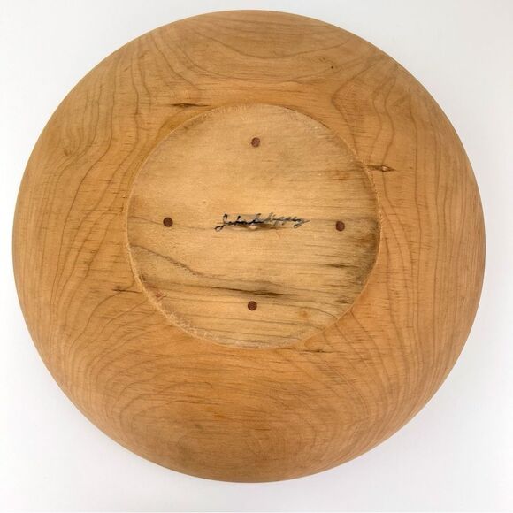 Vintage Handmade Wooden Bowl By John Shippey Made from Magnolia Wood - Picture 4 of 7